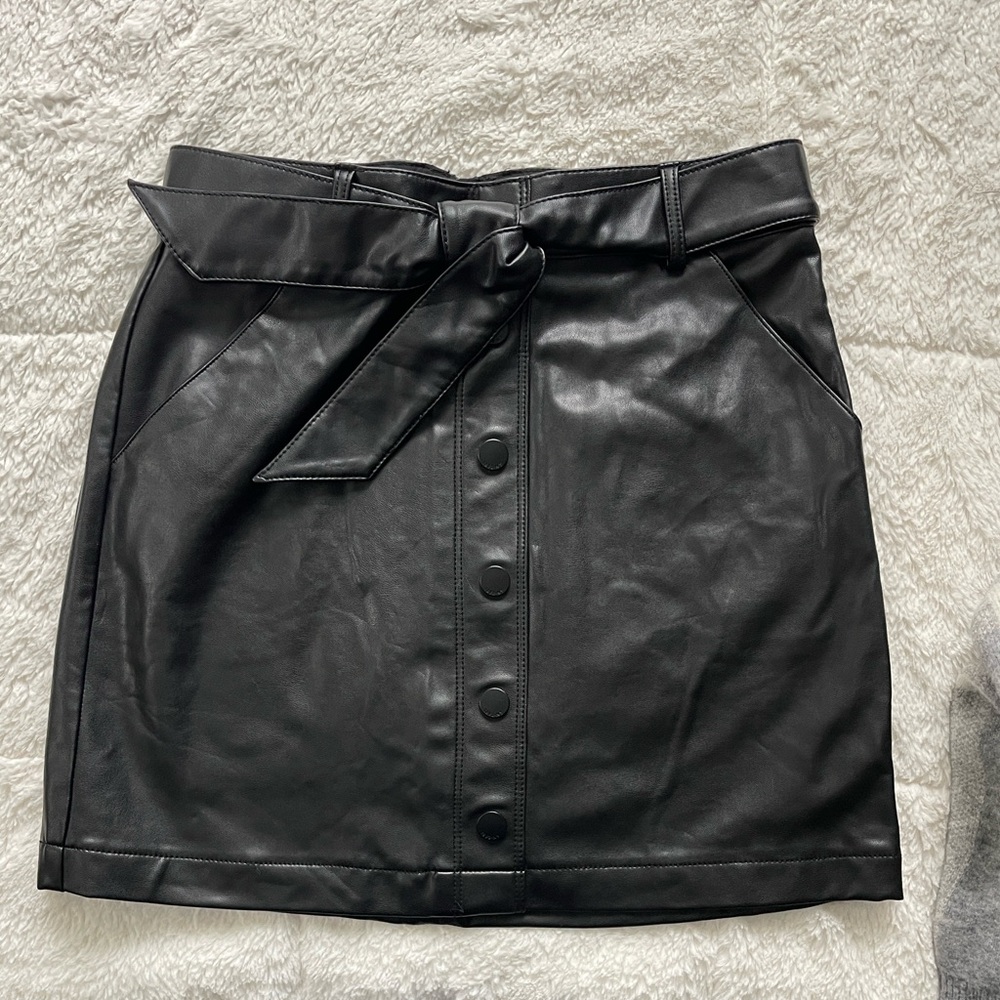 Abercrombie & Fitch Black Faux Leather Mini Skirt Size S NWT